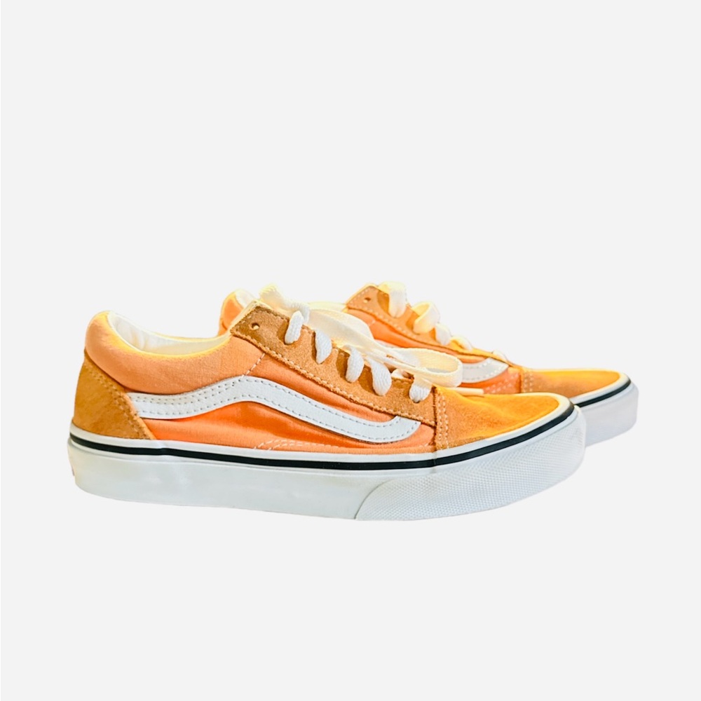 Size 2 youth melon peach Vans